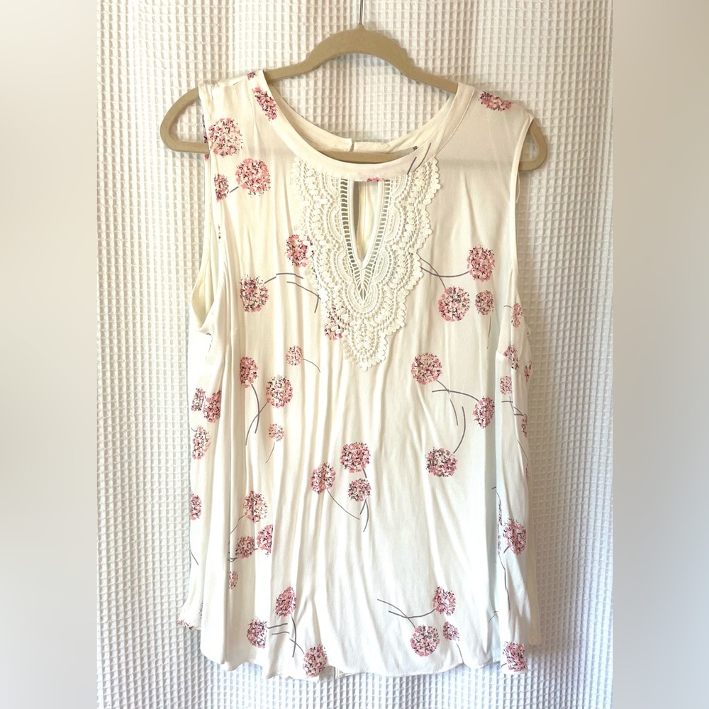 NWT Pale Sky ivory and pink top